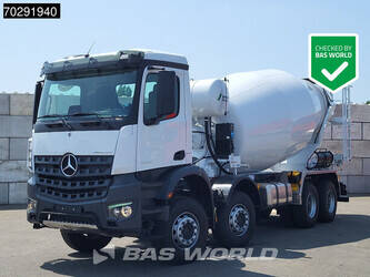 صورة ل خلاطات خرسانية 2025 مرسيدس بنز Arocs 4245