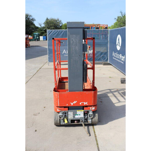 2015 SkyJack SJ12-41380409