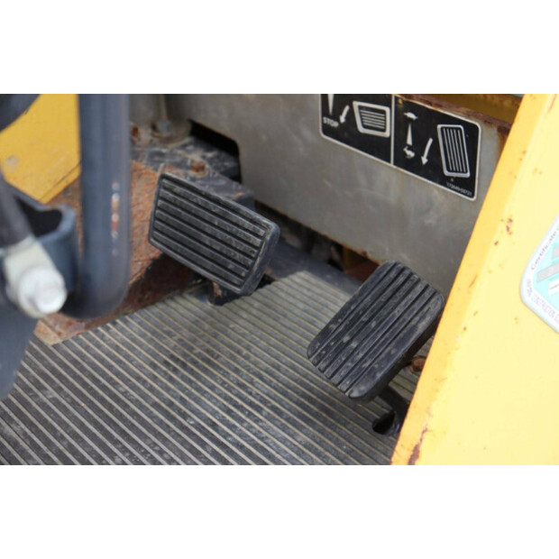 2015 YANMAR C30R-2B-41380680