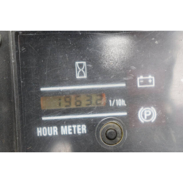 2015 YANMAR C30R-2B-41380684