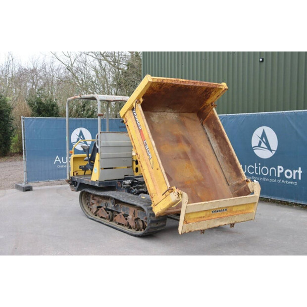 2015 YANMAR C30R-2B-41380691