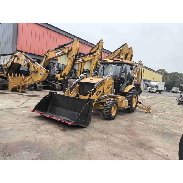 2022 Caterpillar 428F-41380787