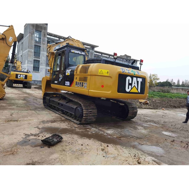 2022 Caterpillar 325DL-41380840