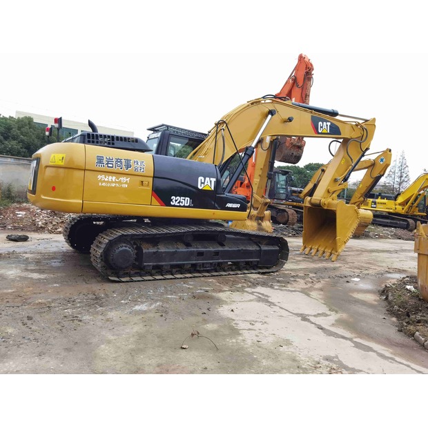 2022 Caterpillar 325DL-41380841