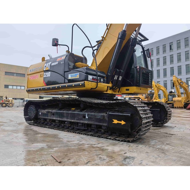 2022 كاتربيلر 320D-41380860