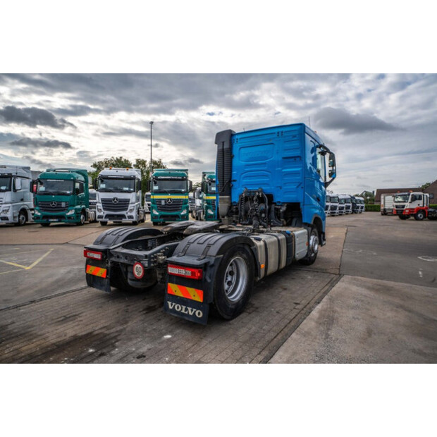 2016 فولفو FH 420-41381504