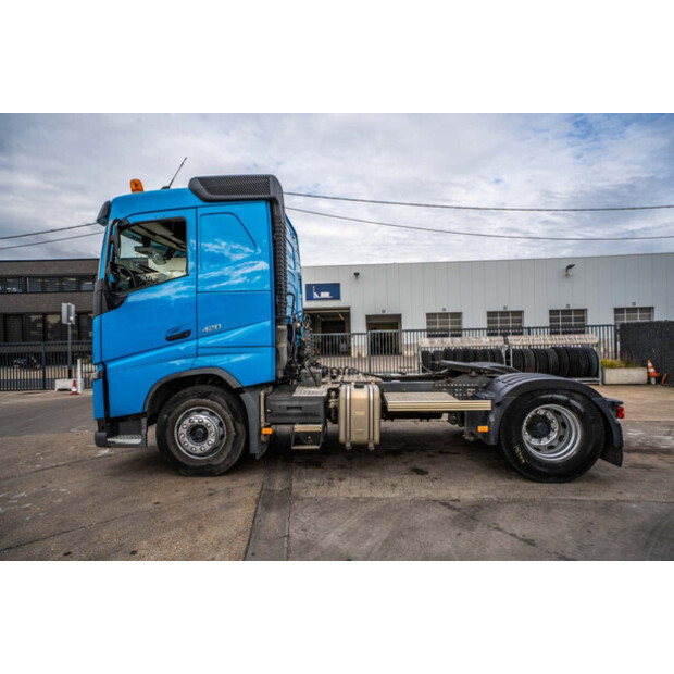2016 فولفو FH 420-41381506