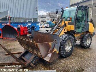 Image for WHEEL LOADERS Volvo L25B-P