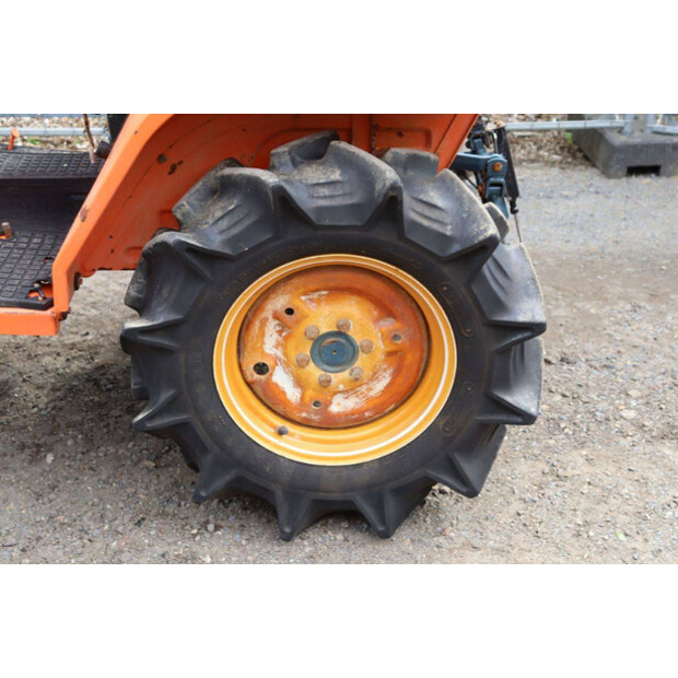 KUBOTA B1-14 Bulltra-41394767