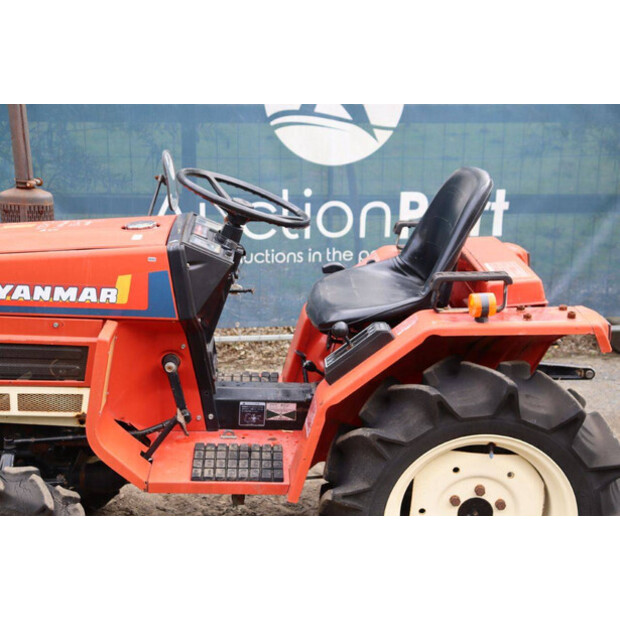YANMAR F15D-41394984