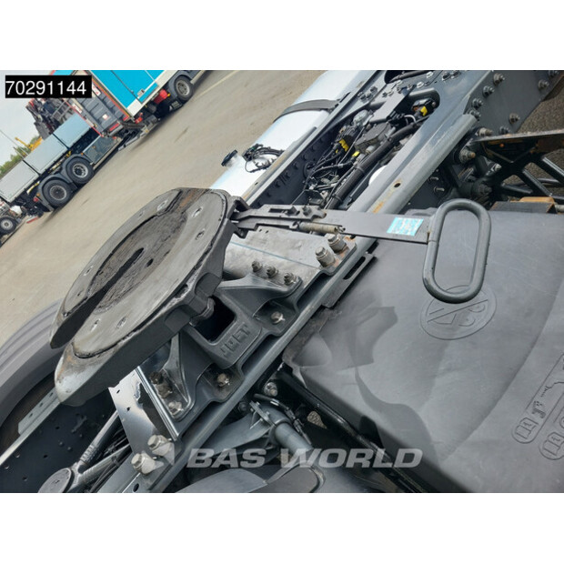 2020 داف XF 530-41396068