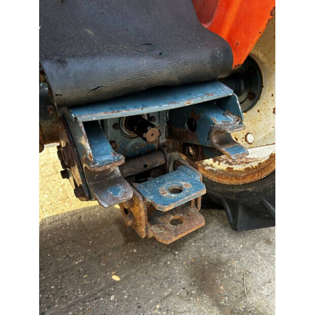 KUBOTA B1600E-41396108