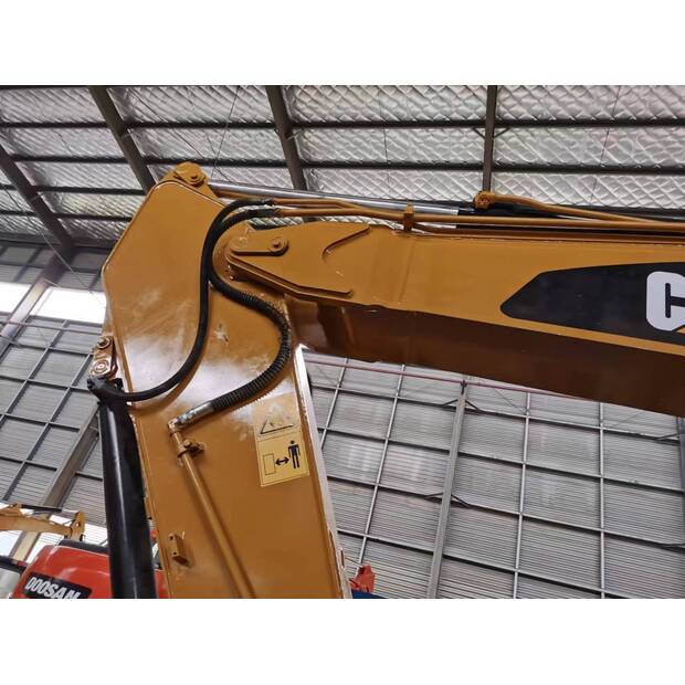 2020 Caterpillar 320D-41396505