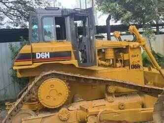 صورة ل جرارات مجنزرة 2020 كاتربيلر D6R