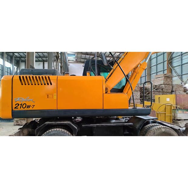 2020 هيونداي 210W-7-41396709