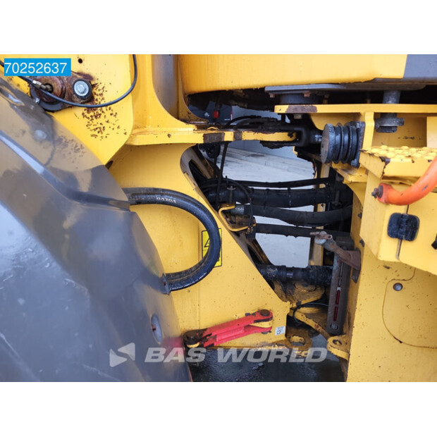 2017 Volvo L120H-41397003