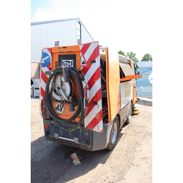 2011 AEBI AEBI MFH2500-41400006