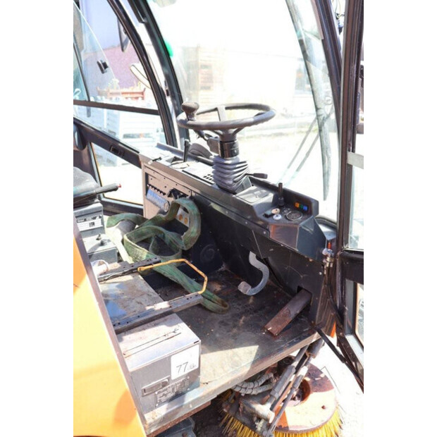 2011 AEBI AEBI MFH2500-41400016