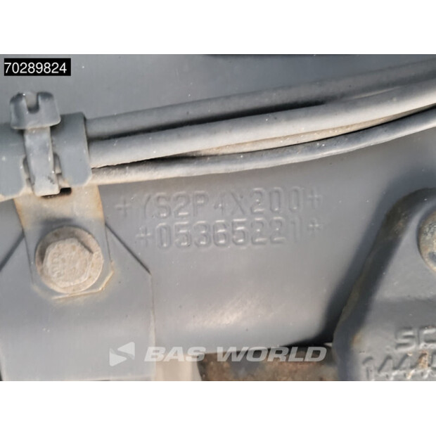2014 Scania P250-41402640