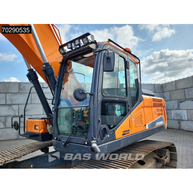 2020 دووسان DX255LC-5-41403056