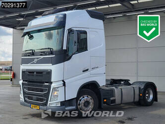 صورة ل رؤوس شاحنات 2020 فولفو FH 460