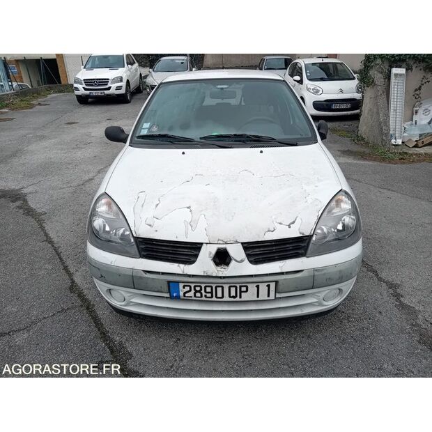 2005 Renault Clio-41415074