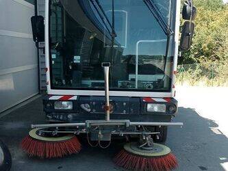 صورة ل كاسحات 2010 شميت Cleango 400