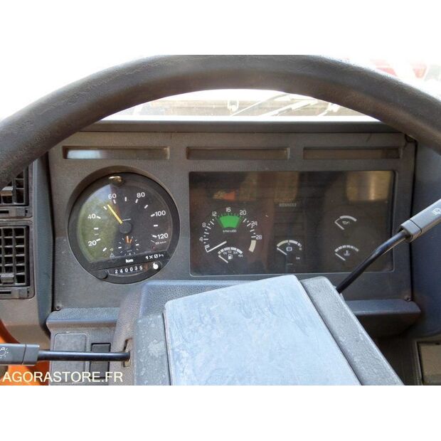 1996 Renault M180-41415185