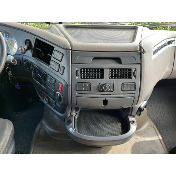 2019 DAF XF 480 FT-41415536
