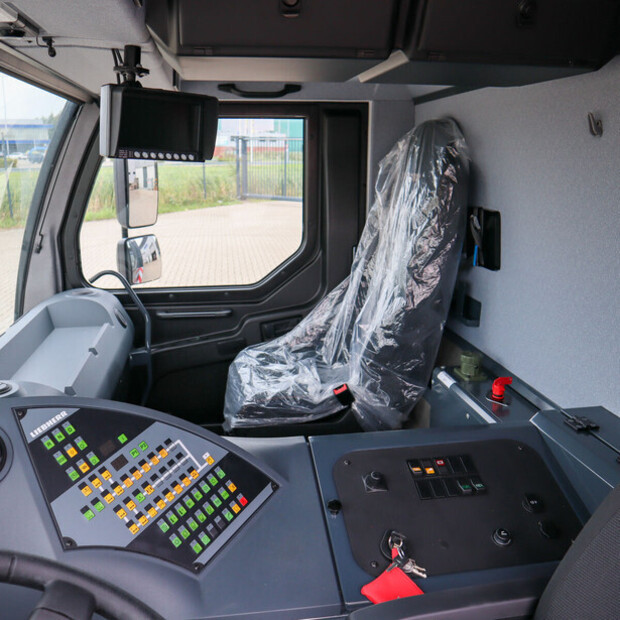 2025 Liebherr LTM 1650-8.1-41415915