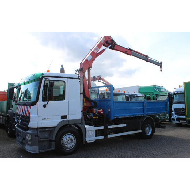2004 مرسيدس بنز Actros 2032-41416921