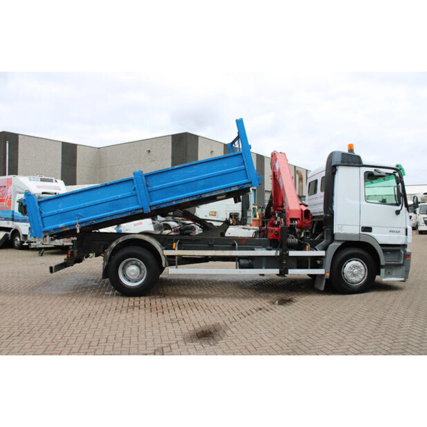 2004 مرسيدس بنز Actros 2032-41416928