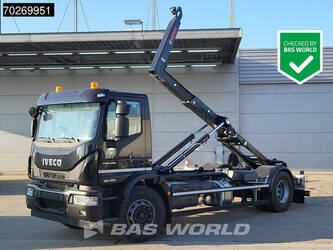 صورة ل شاحنات مع هوك 2023 ايفكو Eurocargo 180E320