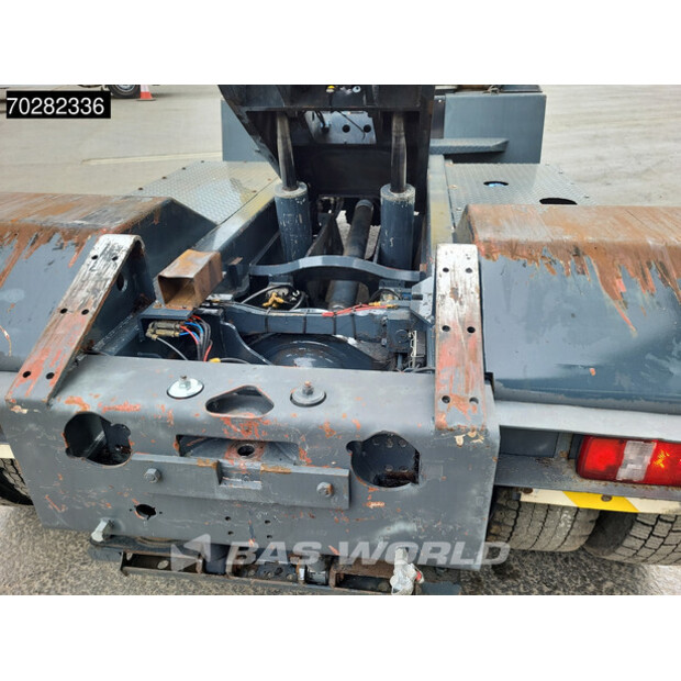 2002 MOL YT200-41418272