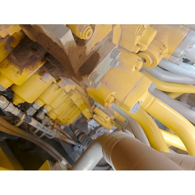2020 كوماتسو PC460-8-41418425