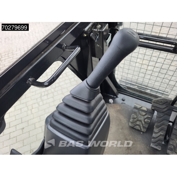 2025 كاتربيلر 320D3 GC-41419313