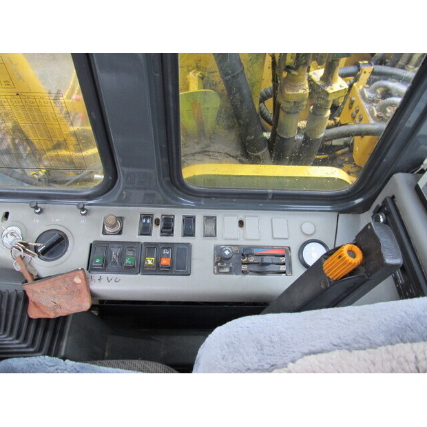 2019 كاتربيلر 326 SLR-41426220