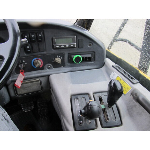 2019 Caterpillar 740GC-41426279