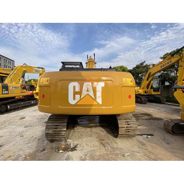 2022 Caterpillar 320D-41430467