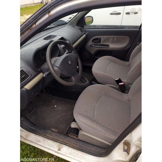 2005 Renault Clio-41431653