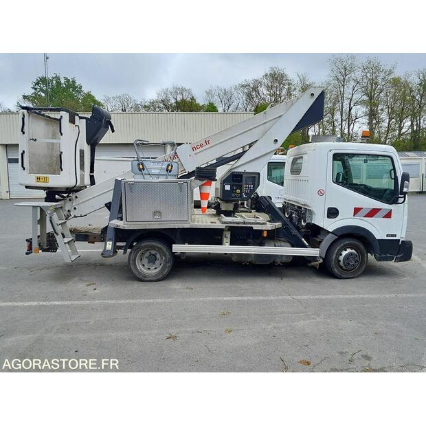2016 NISSAN Cabstar-41431708