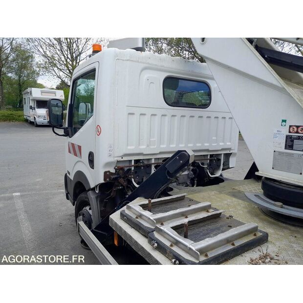 2016 NISSAN Cabstar-41431717