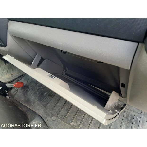 2016 NISSAN Cabstar-41431726