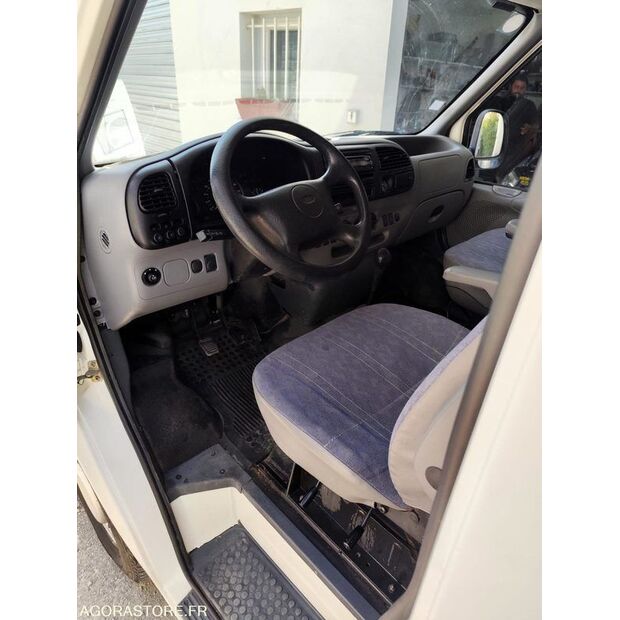 2000 Ford TRANSIT-41431807