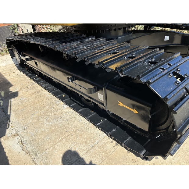 2024 Caterpillar 320D2L-41435668