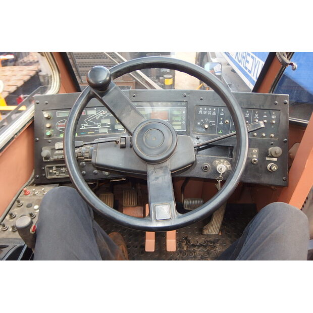 2001 KATO KR45H-3-41435749
