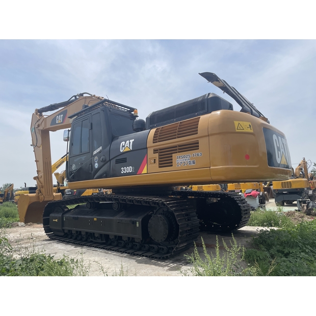 2024 كاتربيلر 330D2-41435806