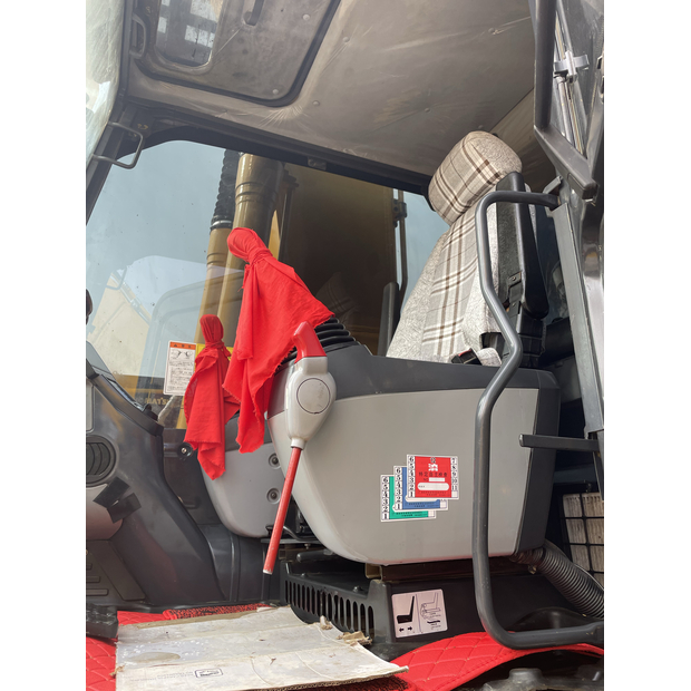2023 Komatsu PC200-41435862