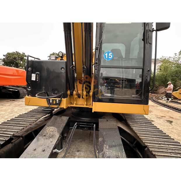 2024 Caterpillar 320D-41435878