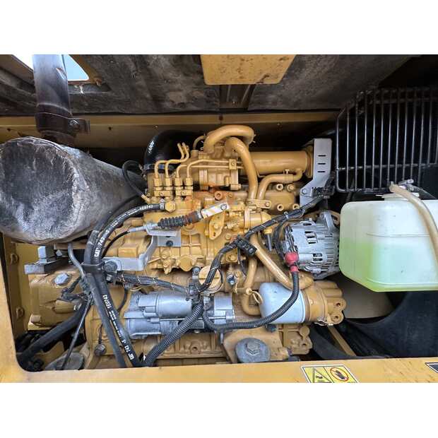 2024 Caterpillar 320D-41435889